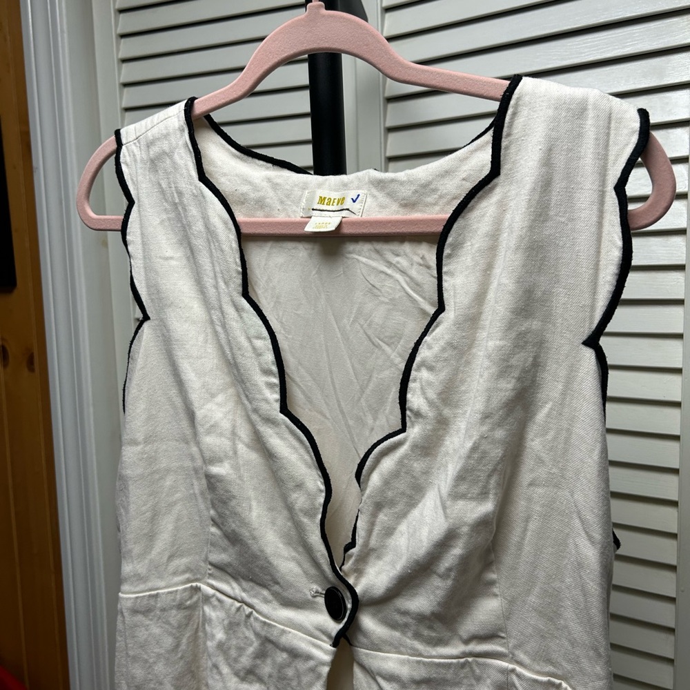 NWOT Maeve tipped longline linen vest Sleeveless Cream Vest with Black Trim - Picture 3 of 5